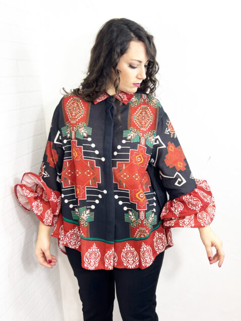 CAMICIA OVER CON BALZE